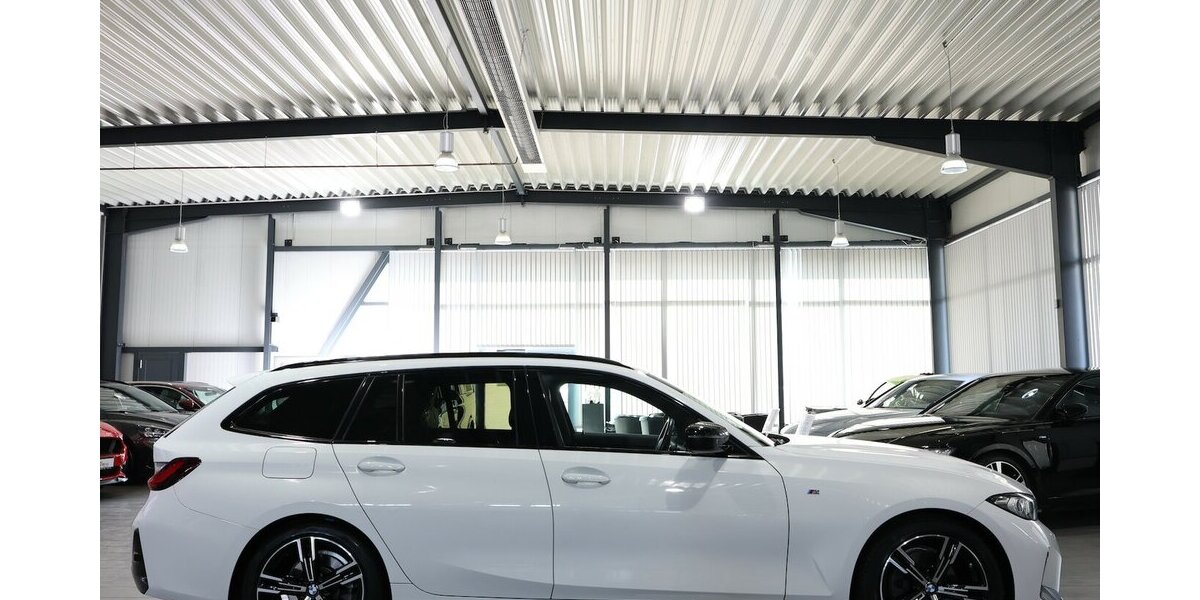 BMW 320d Touring M-SPORTPAKET SHADOW / CURVED 100.000 km 28.999 &euro; Hamm 59077