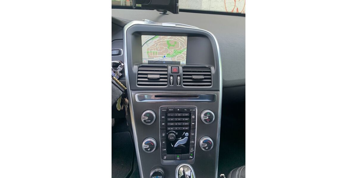 Volvo XC60 132.000 km 22.500 &euro; Waiblingen 71334