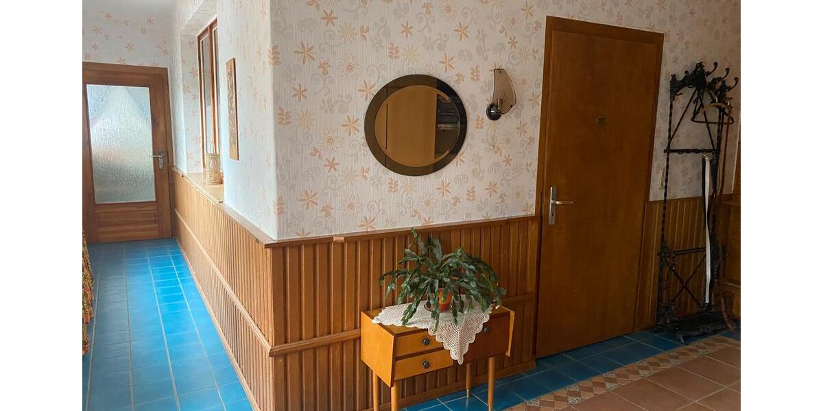 Einfamilienhaus Sondershausen - 5 Zimmer, 184 m&sup2;, 135.000&euro; | Angebot:24863007