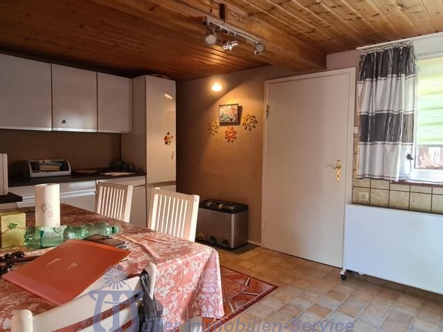 Liebevoll gepflegtes Einfamilienhaus in zentraler und doch ruhiger Wohnlage von Rodalben 6 zimmer