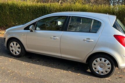 Opel Corsa 123.000 km 2.200 &euro; Hambergen 27729