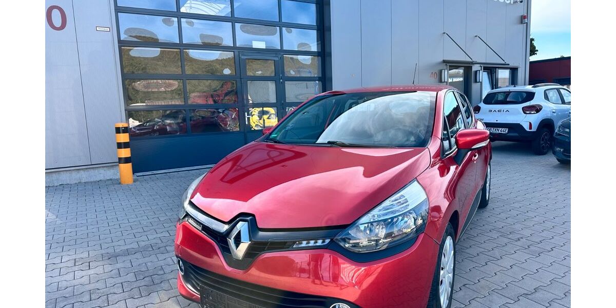 Renault Clio 99.400 km 5.699 &euro; Oberhausen 46145