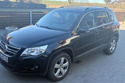 VW Tiguan 228.000 km 6.500 &euro; WIESAU 95676