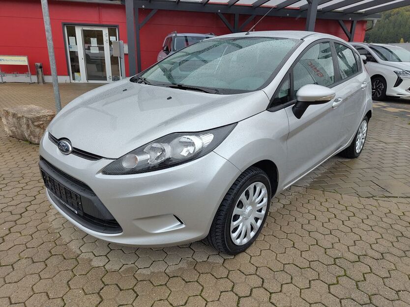 Ford Fiesta 47.900 km 4.900 € Pleinfeld 91785