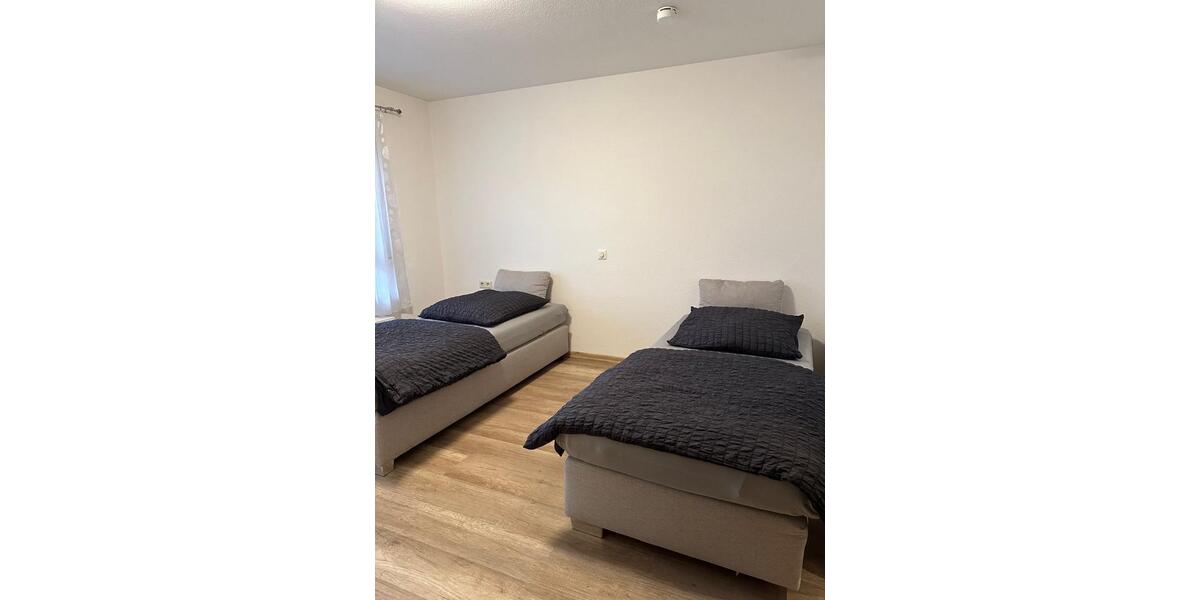 Etagenwohnung Dettingen an der Erms - 2.5 Zimmer, 65 m&sup2;, 950&euro; | Angebot:26652070
