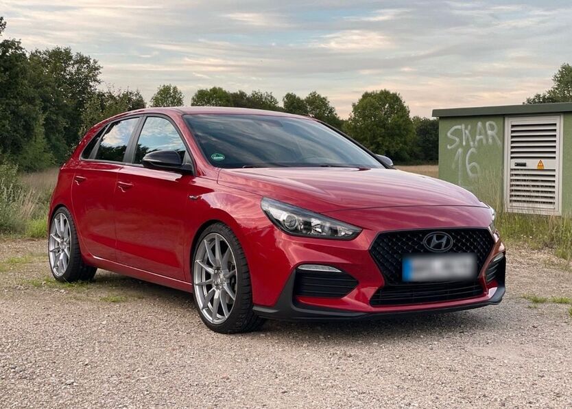 i30