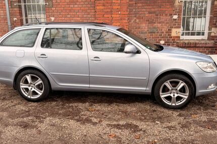 Skoda Octavia 130.000 km 5.500 &euro; München 80937