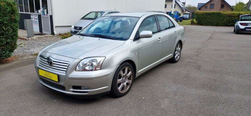Avensis
