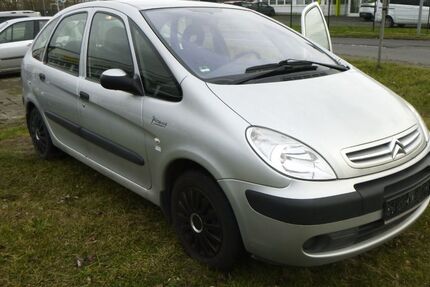 Citroen Xsara Picasso 88.000 km 2.450 &euro; Oberkrämer 16727