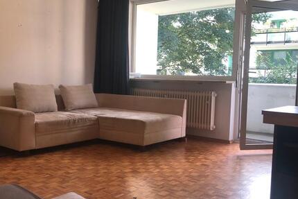 Schöne große Wohnung 2-3 Zimmer zimmer