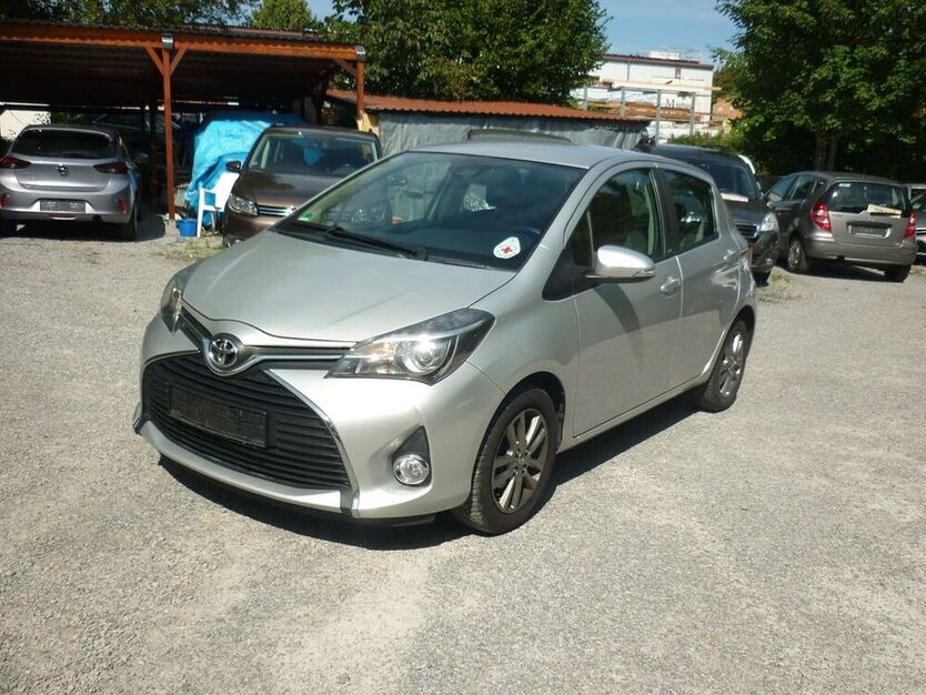 Yaris