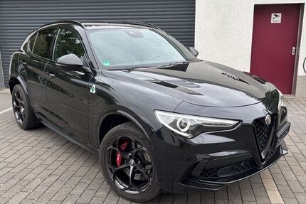 Alfa Romeo Stelvio 96.000 km 44.880 € Volkach 97332