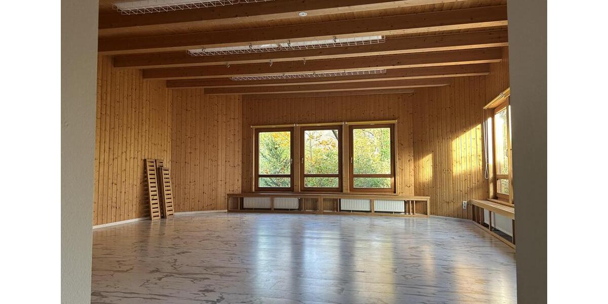 Büros mit kleiner Halle zimmer