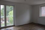 Erstbezug nach Renovierung, kleine 2 Zimmer Wohnung mit separatem Eingang für 1 Person in Langenhagen - Mitte