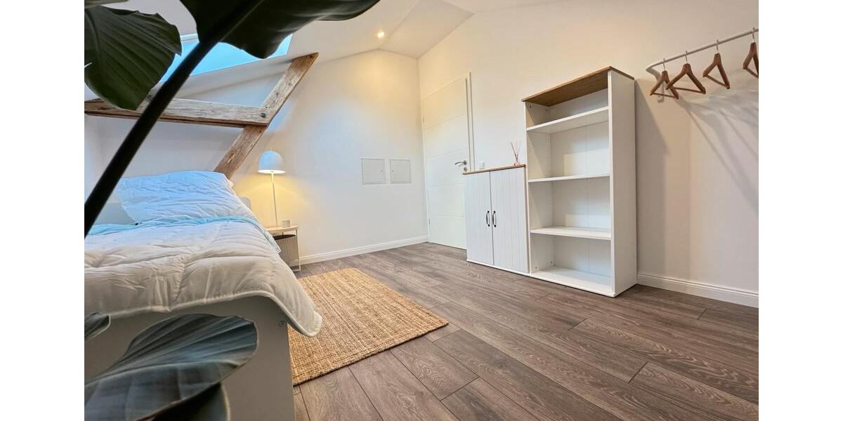 Dachgeschoßwohnung Graben-Neudorf Neudorf - 2.5 Zimmer, 80 m&sup2;, 1.230&euro; | Angebot:24441389