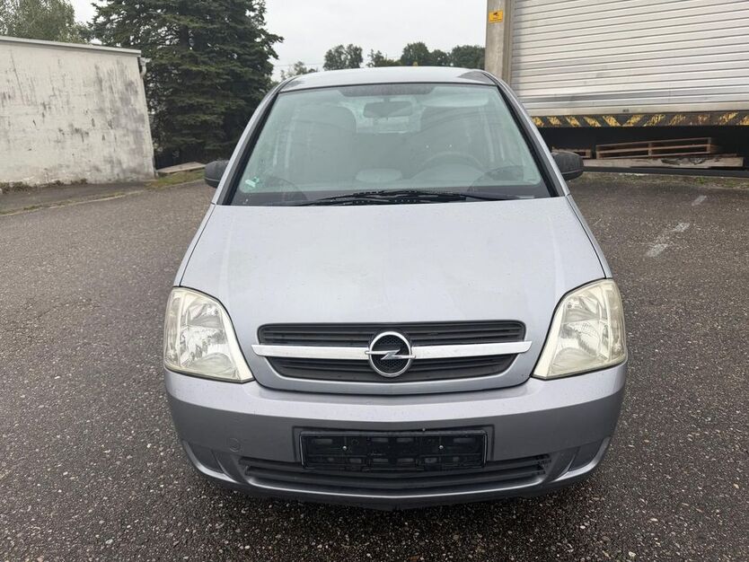 Opel Meriva 173.800 km 2.390 € Piding 83451