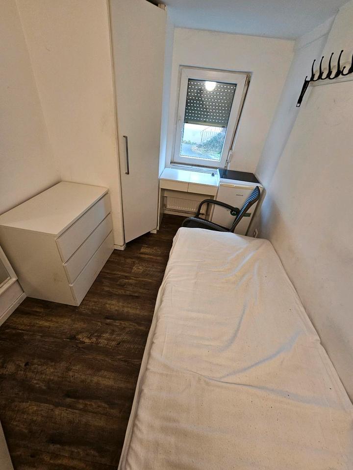 Wohnung Zimmer ab sofort
