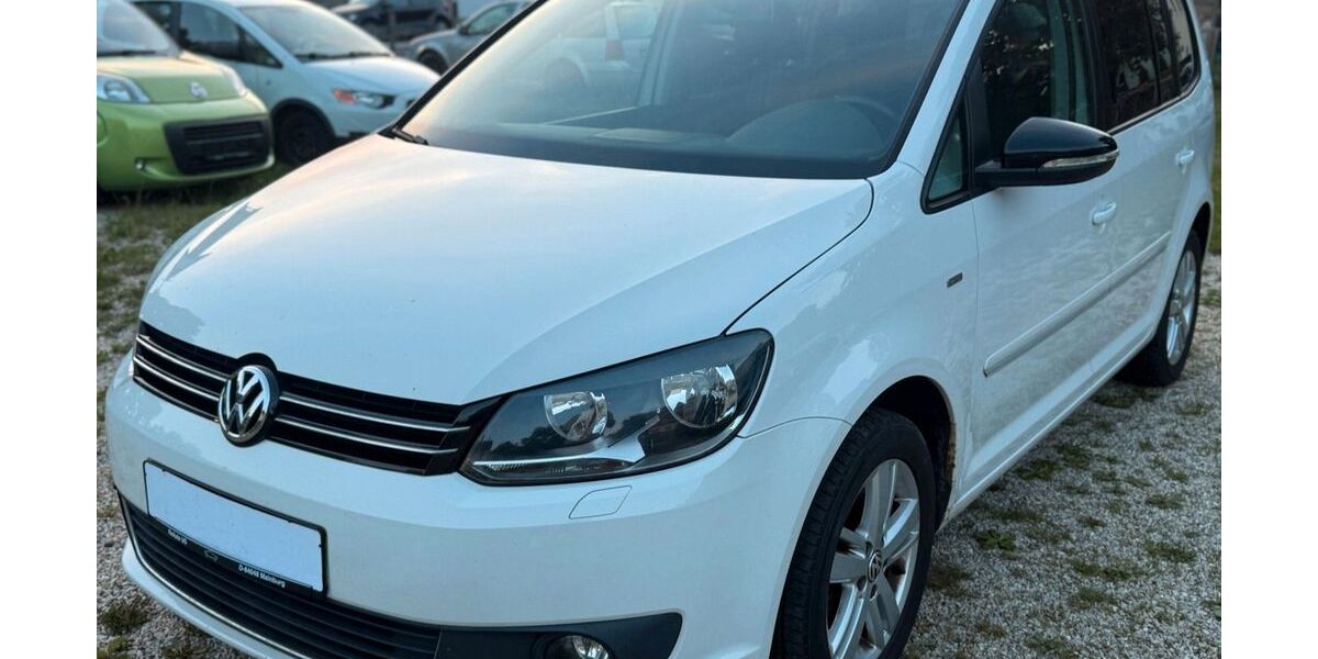 VW Touran 218.900 km 6.990 &euro; Mainburg 84048
