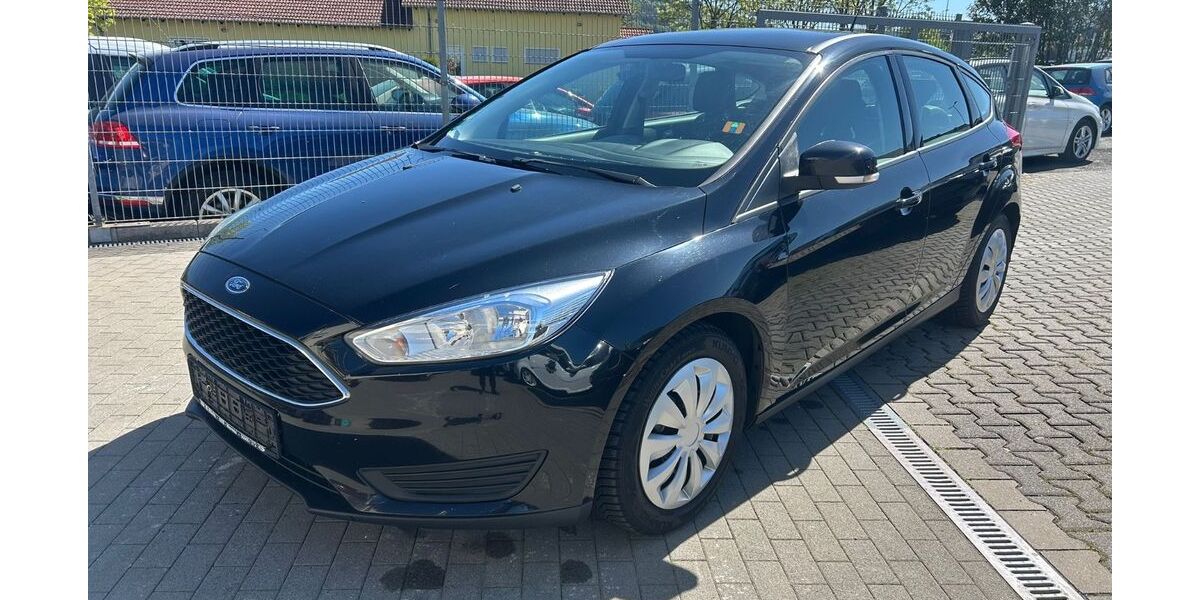 Ford Focus 243.000 km 4.400 &euro; Büdingen 63654