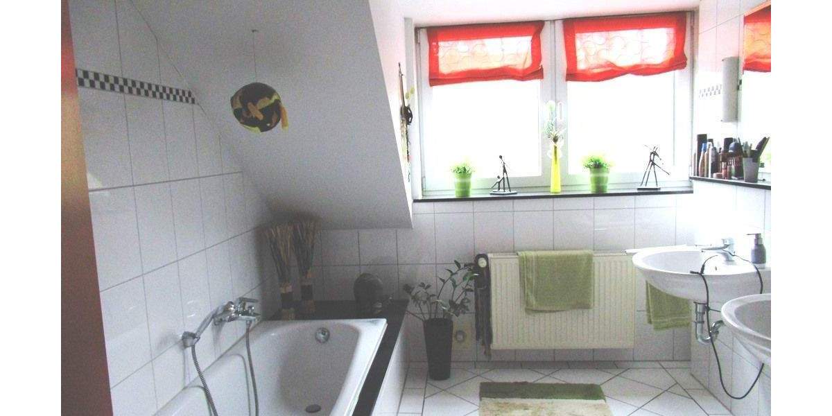 Etagenwohnung Lindern - 3 Zimmer, 131 m&sup2;, 690&euro; | Angebot:25742053