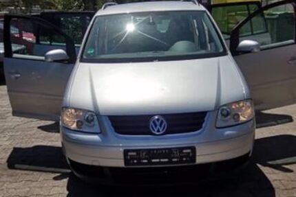 VW Touran 202.000 km 3.490 &euro; Adendorf 21365