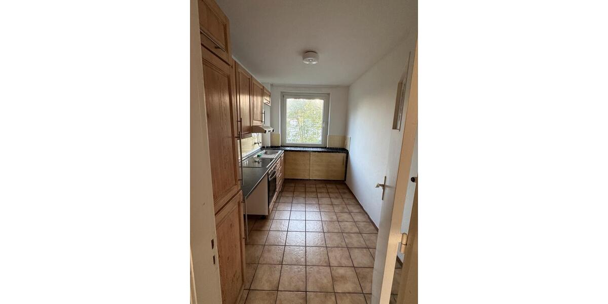 Etagenwohnung Bad Oldesloe - 4 Zimmer, 90 m&sup2;, 1.300&euro; | Angebot:26388122