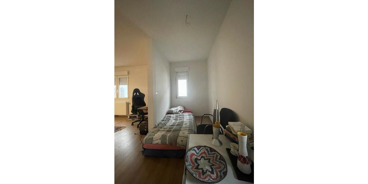 Etagenwohnung Lahr (Schwarzwald) - 3 Zimmer, 97 m&sup2;, 650&euro; | Angebot:26312720