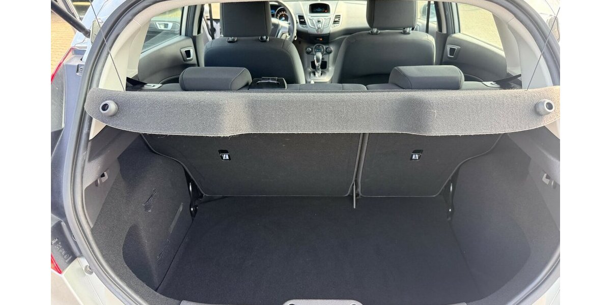 Ford Fiesta 1.6 Automatik Trend/51.000km 51.100 km 7.690 &euro; Frankfurt 60386