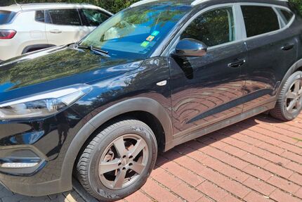 Hyundai TUCSON 77.000 km 15.500 &euro; Pforzheim 75179