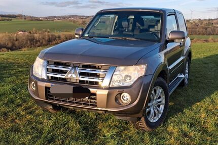 Mitsubishi Pajero 149.751 km 18.499 &euro; Schiffweiler 66578