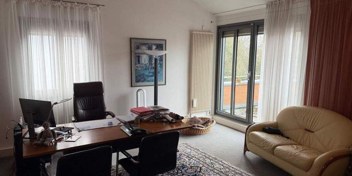 Gewerbeobjekt Ahrensburg - 9 Zimmer, 350 m&sup2;, 1.260.000&euro; | Angebot:25779529