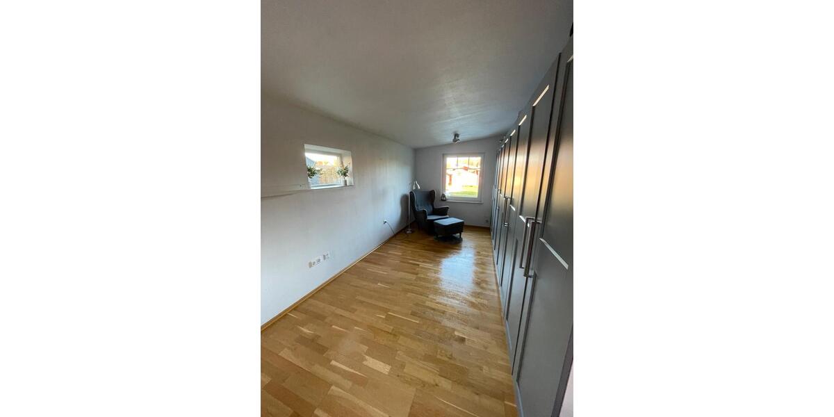 Einfamilienhaus Sande - 3 Zimmer, 120 m&sup2;, 300.000&euro; | Angebot:26797574