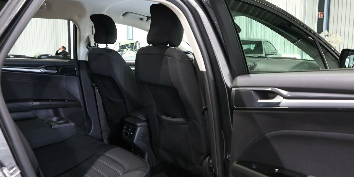 Ford Mondeo Tunier 2.0 EcoBlue BUSINESS / NAVI+KAEMRA 146.000 km 14.444 &euro; Hamm 59077