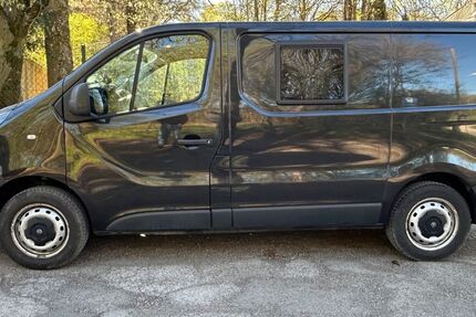 Opel Vivaro 228.600 km 9.999 &euro; München 80992