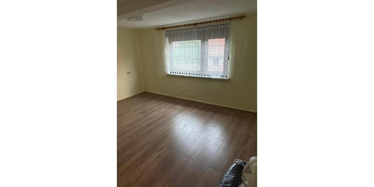 Doppelhaushälfte Geratal - 5 Zimmer, 104 m&sup2;, 57.000&euro; | Angebot:27164465