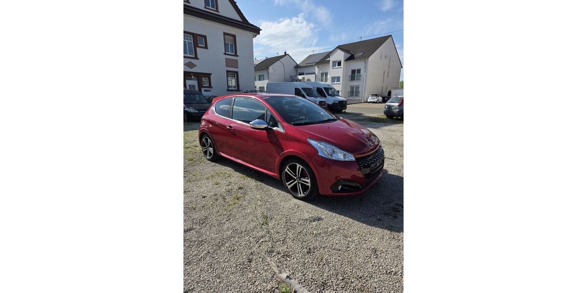 Peugeot 208 176.000 km 7.699 &euro; Saarlouis 66740