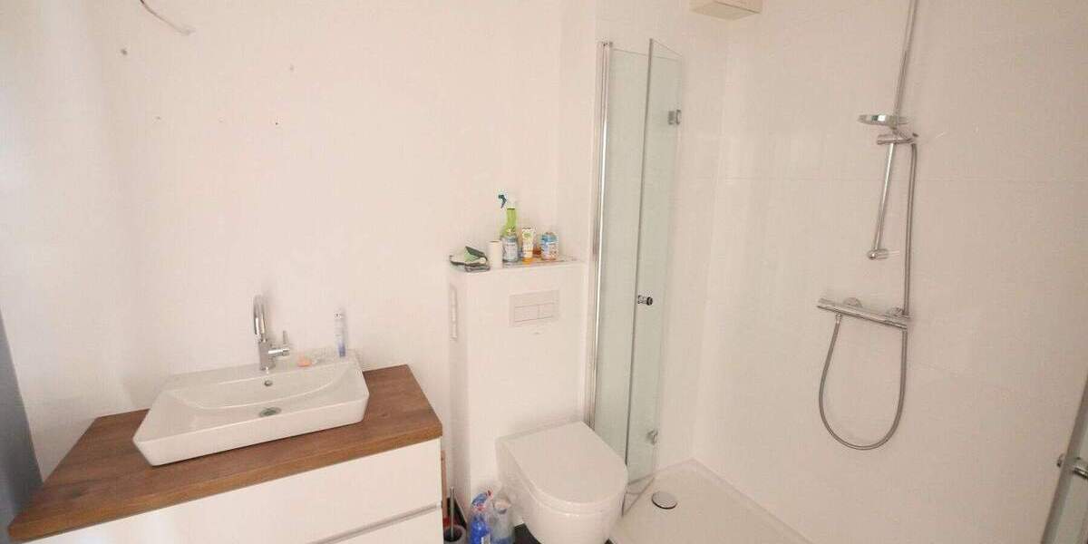 Etagenwohnung Brilon - 2 Zimmer, 64 m&sup2;, 165.000&euro; | Angebot:25683668