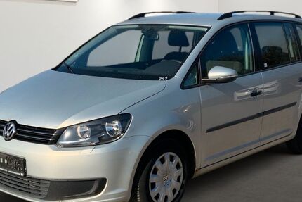 VW Touran 237.324 km 3.199 &euro; Brehna 06796