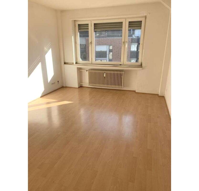 Wohnung zum Mieten in Mönchengladbach 560 € 61.81 m²