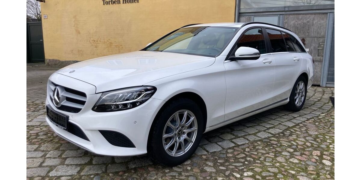Mercedes-Benz C 180 84.900 km 21.999 &euro; Nübelfeld / Steinbergkirche 24972