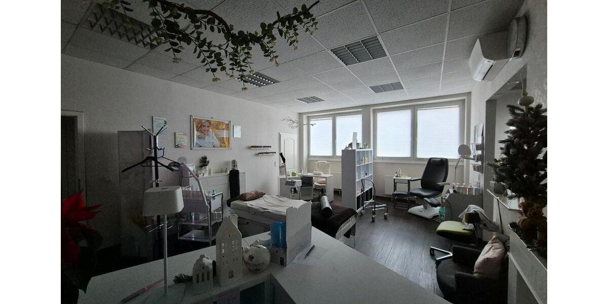 Klimatisiertes Studio inkl. Küche zimmer