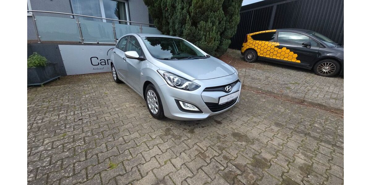Hyundai i30 89.899 km 7.990 &euro; Neubrandenburg 17036