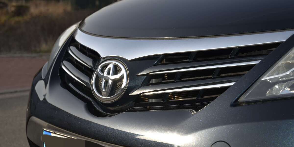 Toyota Avensis 149.000 km 10.490 &euro; Seelze, Stadt 30926