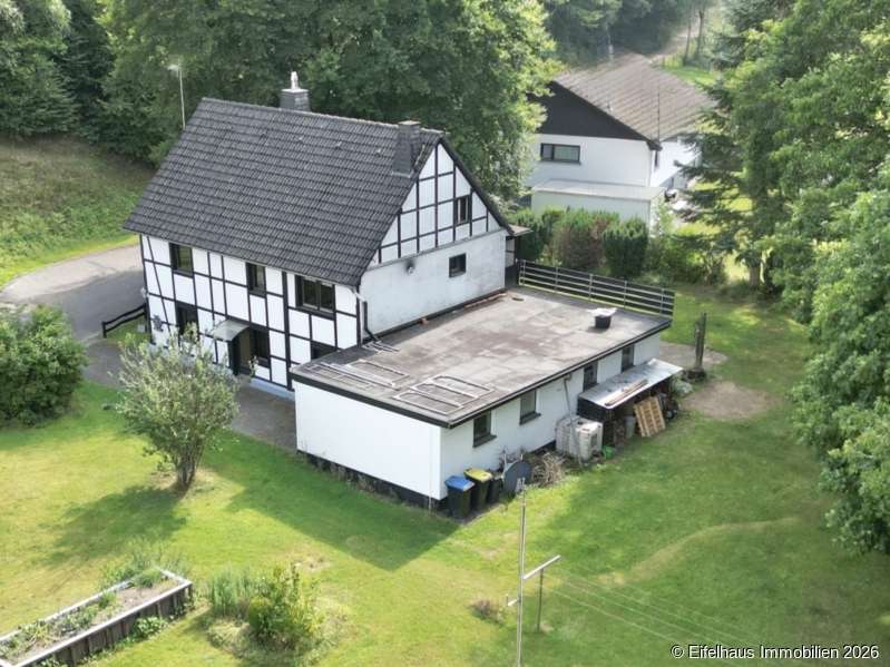 Einfamilienhaus Hellenthal Wiesen - 6 Zimmer, 182 m&sup2;, 196.000&euro; | Angebot:24700574