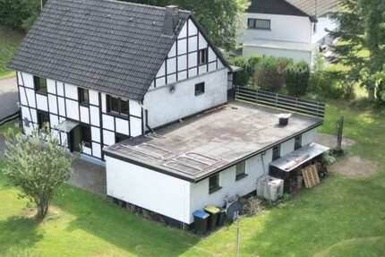 Haus Hellenthal Wiesen - 6 Zimmer, 182 m&sup2;, 196.000&euro; | Angebot:24700574