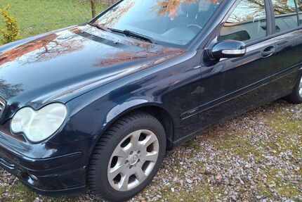 Mercedes-Benz C 180 284.000 km 800 &euro; Emmerthal 31860
