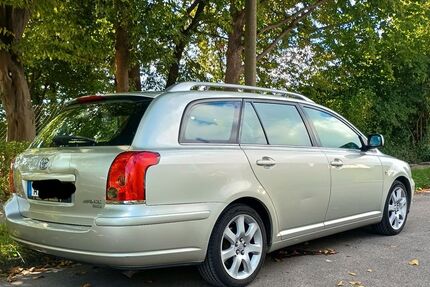 Toyota Avensis 219.000 km 1.600 &euro; Augsburg 86165