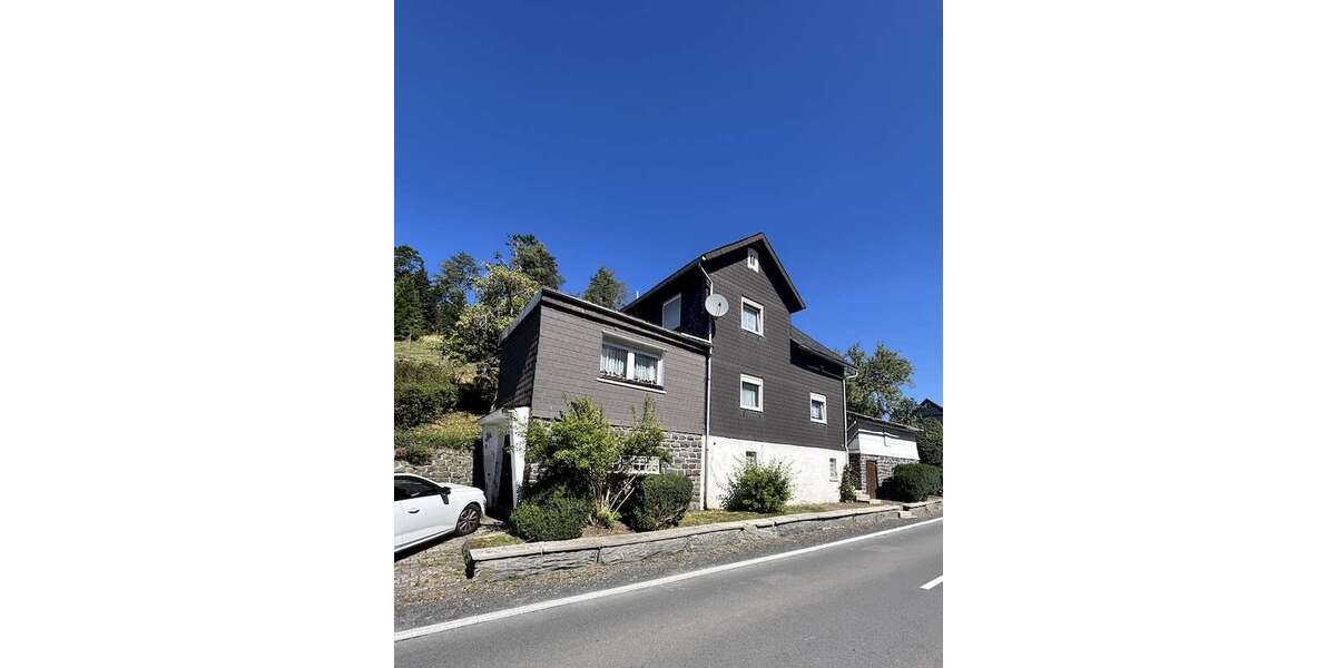 Haus zum Kaufen in Sonneberg 55.000 € 127 m² 8 zimmer