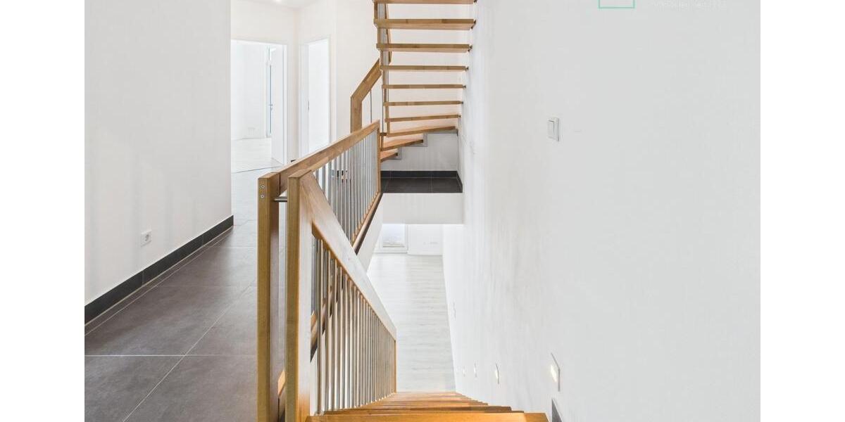 Doppelhaushälfte Taunusstein - 6 Zimmer, 195 m&sup2;, 2.350&euro; | Angebot:26444367