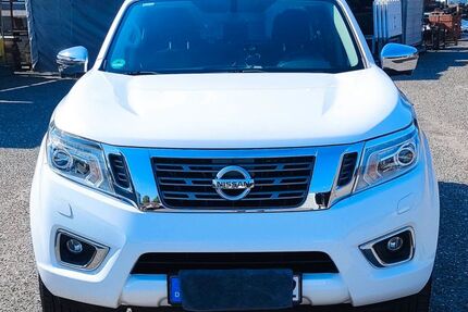 Nissan Navara 83.000 km 28.300 &euro; Ketsch 68775